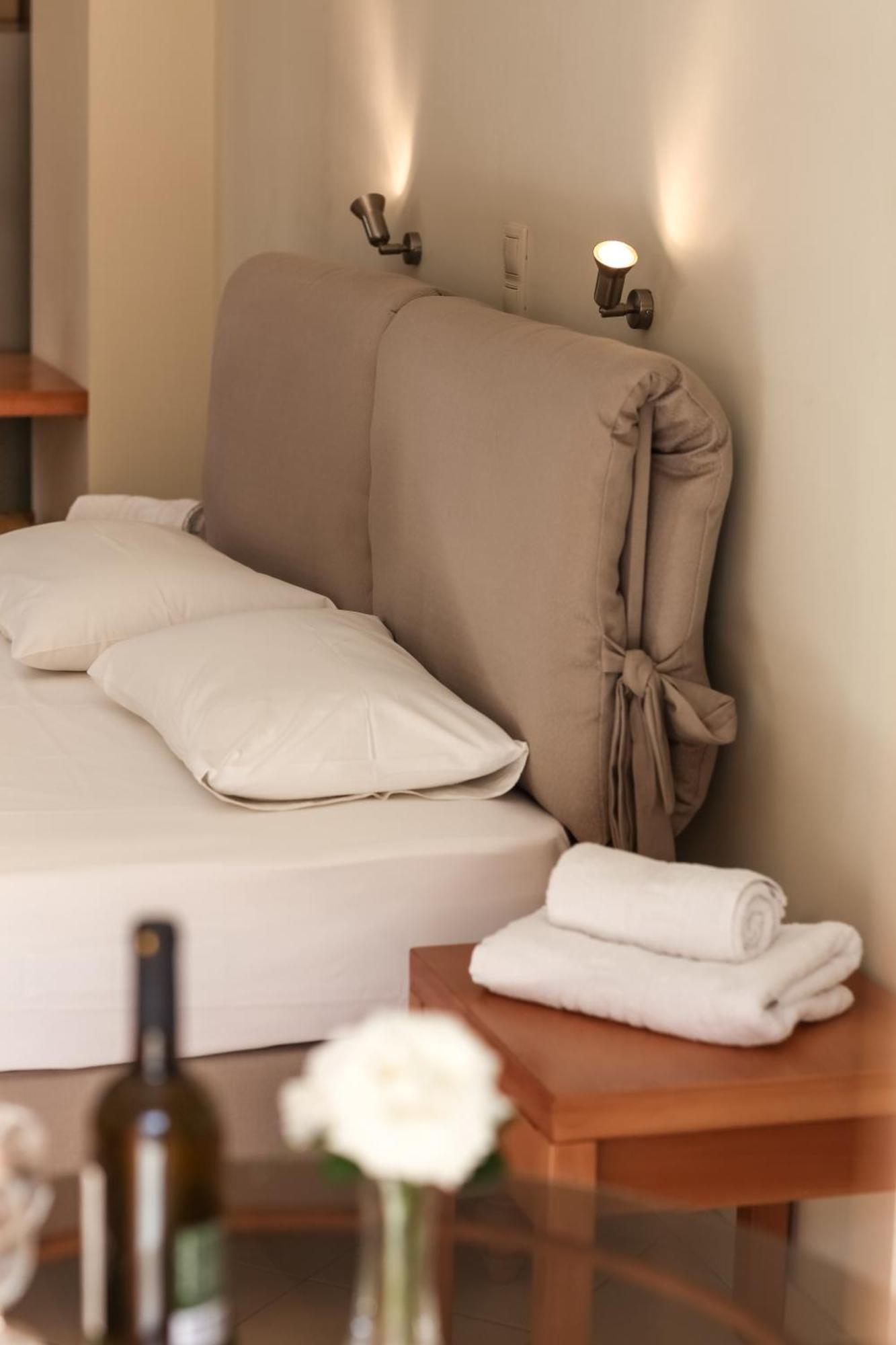 Eleni Suites Methoni Εξωτερικό φωτογραφία