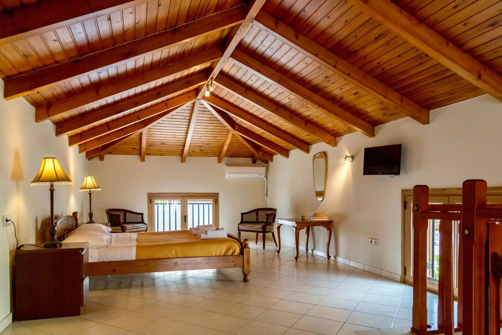 Eleni Suites Methoni Δωμάτιο φωτογραφία
