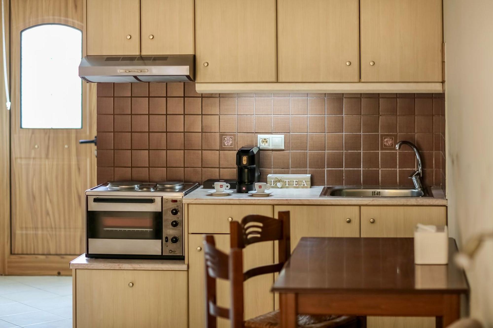 Eleni Suites Methoni Εξωτερικό φωτογραφία