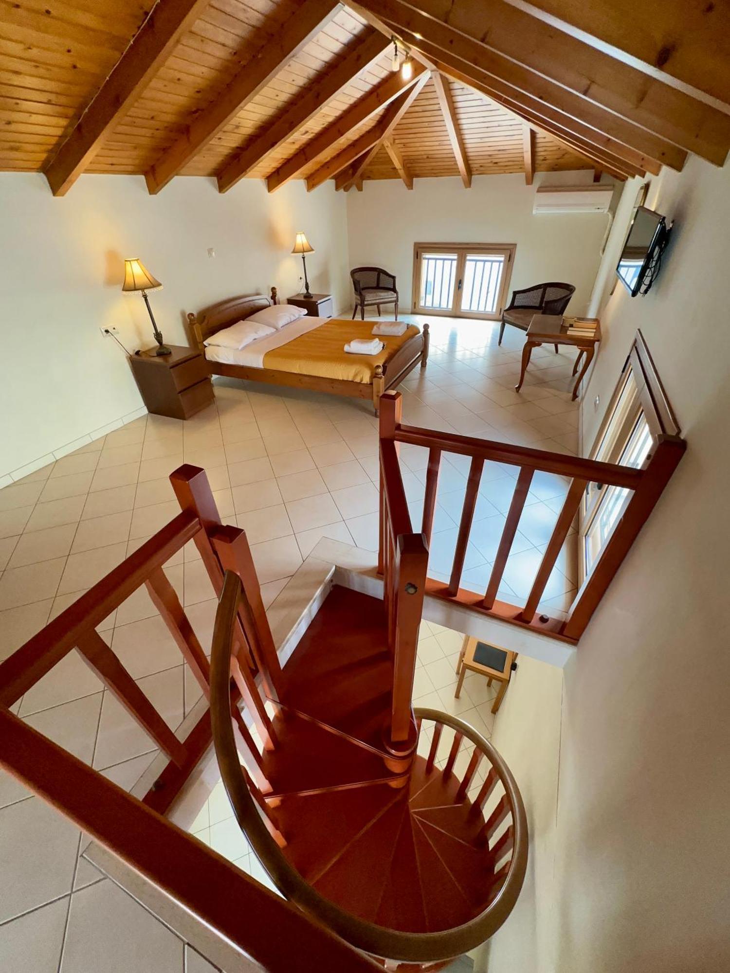 Eleni Suites Methoni Δωμάτιο φωτογραφία